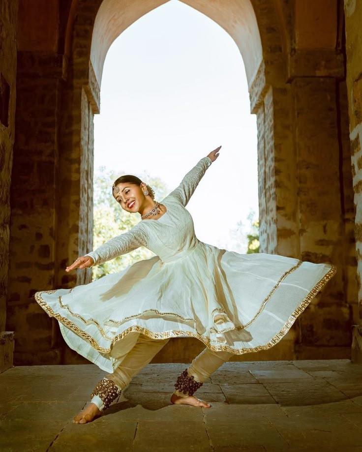 une photo de danseuse Kattak